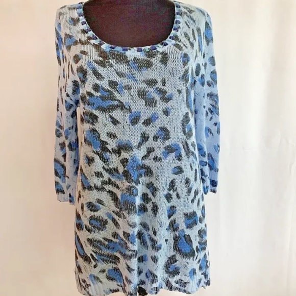 Alberto Makali Blue Leopard Print Loose Knit Top - size Small - Picture 1 of 6
